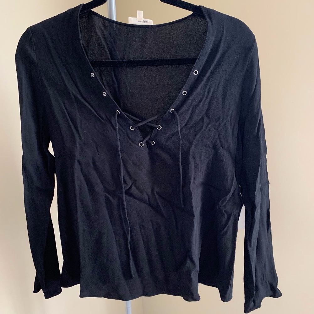Aritzia Black tie up top